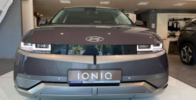 Ioniq 5 je tady👏👍. Neváhejte nás navštívit a nebo si rovnou rezervujte zkušební jízdu. #ioniq5 #electriccar #hyundai #carstockings