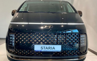 Hyundai STARIA Luxury  …. je konečně tady 👍  Přijďte prozkoumat tento luxusní dostavník 😃 #hyundaistaria #hyundaiczech